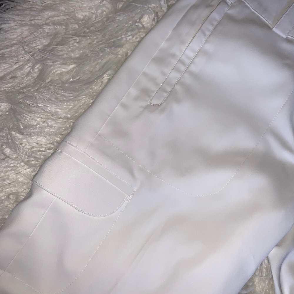 🔻NWT Nike Golf Shorts - Picture 3 of 6
